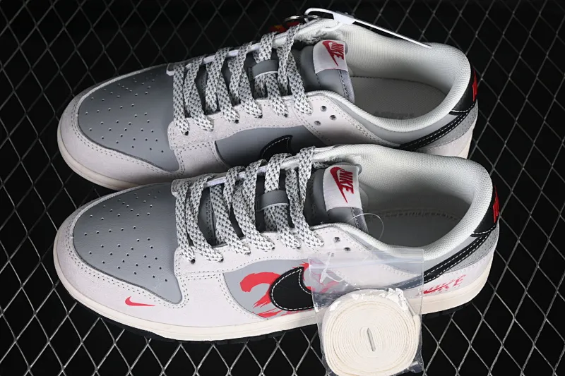 All categories Nk SB Dunk Series Nk SB Dunk Low High-end customized low-top sneakers Nike SB Dunk Low Limited to the Year of the Horse Good luck in the Year of the Horse Anniversary high-end customized low-top casual sneakers JP2026-111
